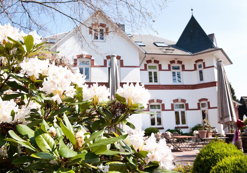 Heinsens Ellerbek Bed & Breakfast Exterior foto