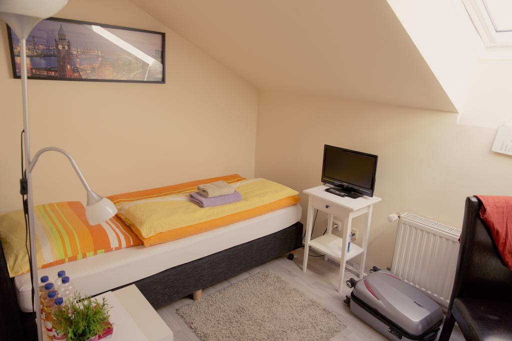 Heinsens Ellerbek Bed & Breakfast Cameră foto