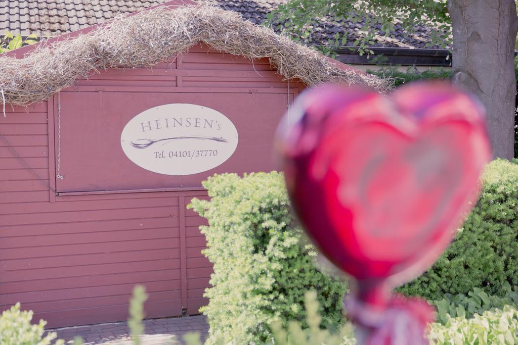 Heinsens Ellerbek Bed & Breakfast Exterior foto
